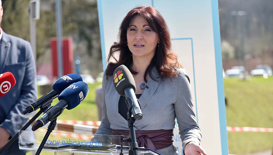 Povijesni iskorak za našičko zdravstvo započeli radovi na ugradnji prvog MR uređaja 04